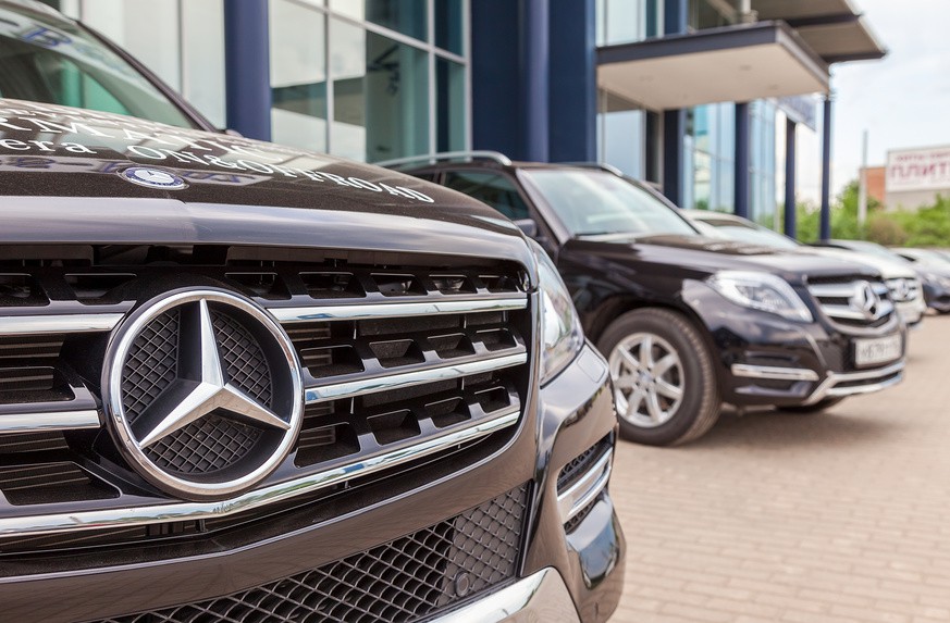Автомобили Mercedes-Benz запретят продавать в Европе